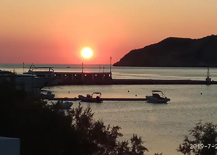 بيت للعطل Aegean Dream كاماراي